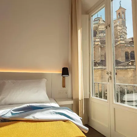 Casa Miravalle Catedral Aparthotel 4*